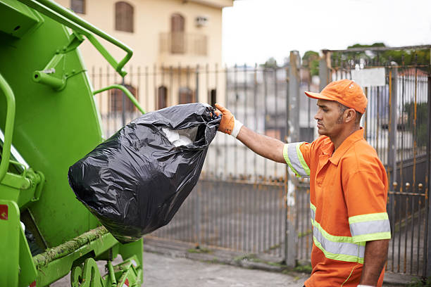 Best Garage Cleanout  in Fairbank, IA